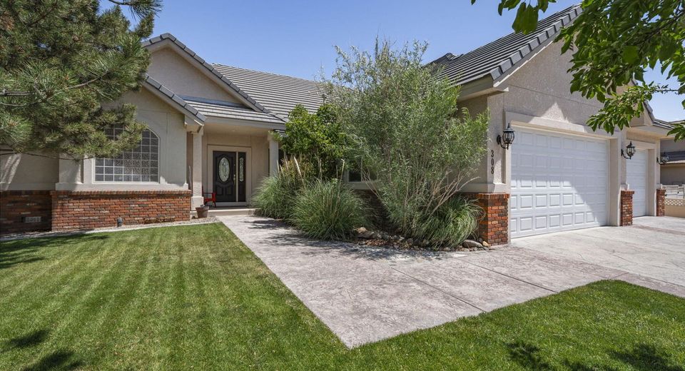 308 San Roma Drive, Dayton, NV 89403 Photo