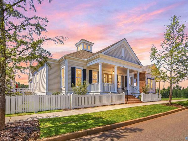10 Angell Street NW, Huntsville, AL 35806