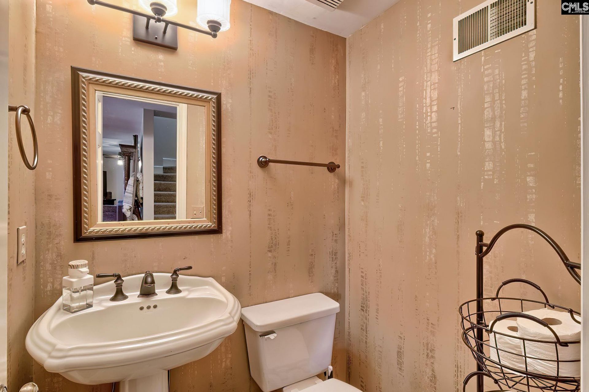124 Cove Court  Photo 43