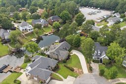 124 Cove Court  photo 4