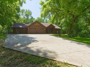 7490 Norling Avenue SW, Cokato, MN 55321