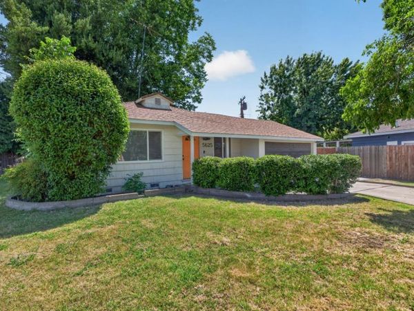 5625 49th St, Sacramento, CA 95824