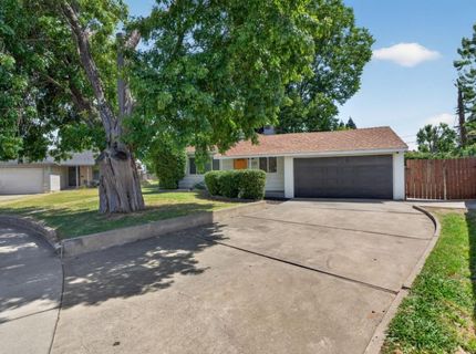 5625 49th St, Sacramento, CA 95824 Photo