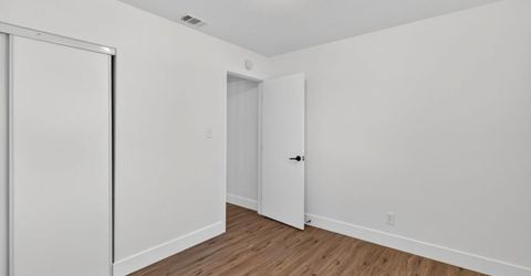 5625 49th St, Sacramento, CA 95824 Photo