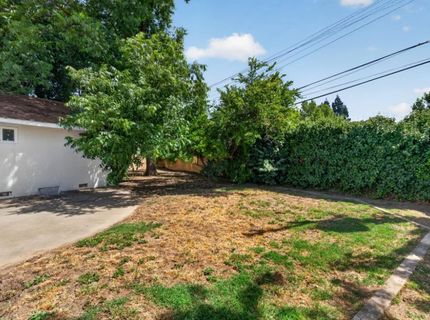 5625 49th St, Sacramento, CA 95824 Photo