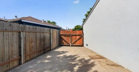 5625 49th St, Sacramento, CA 95824 Photo