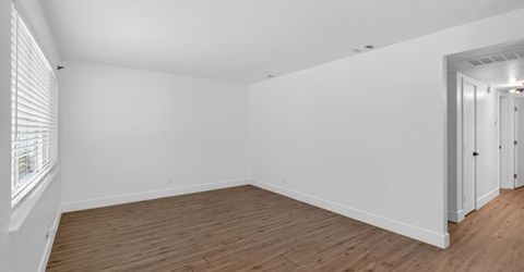 5625 49th St, Sacramento, CA 95824 Photo