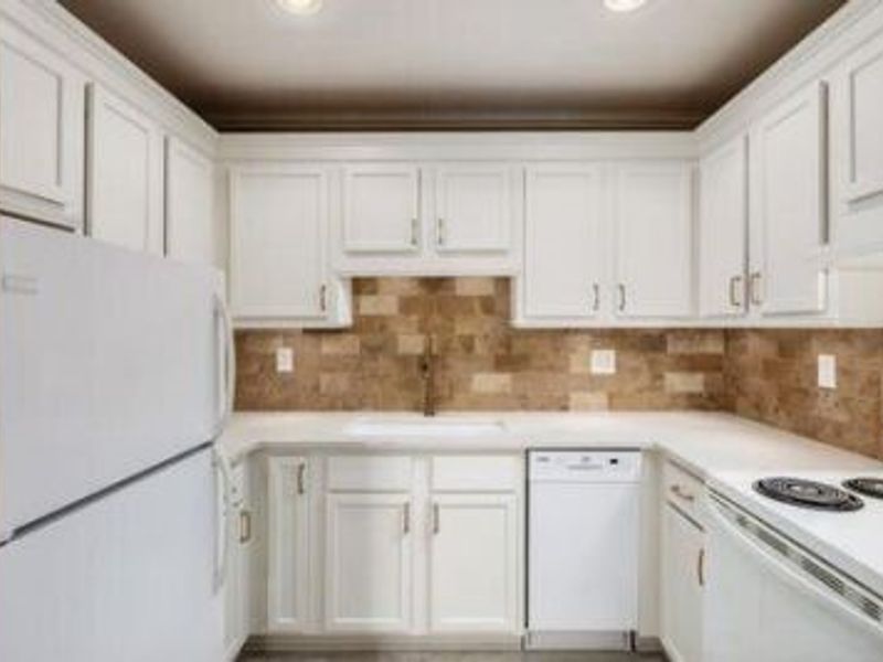 4117 Karl Road, Unit 304, Columbus, OH 43224 Photo 3
