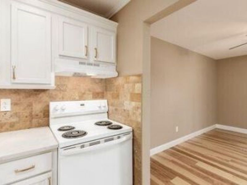 4117 Karl Road, Unit 304, Columbus, OH 43224 Photo 4