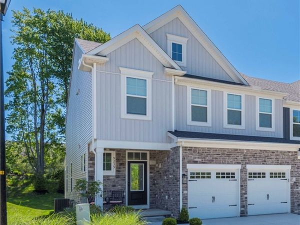 9235 Ledge View Terrace , Broadview Heights, OH 44147