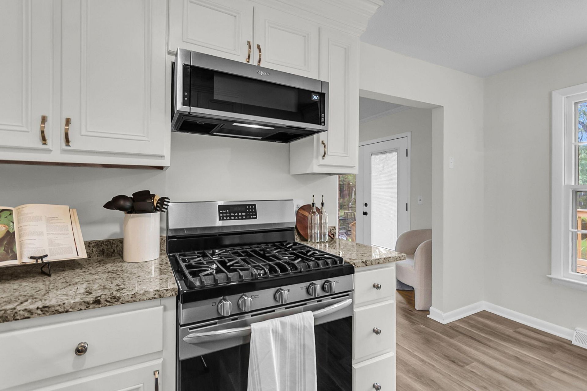 8310 Greenridge Road Photo 14