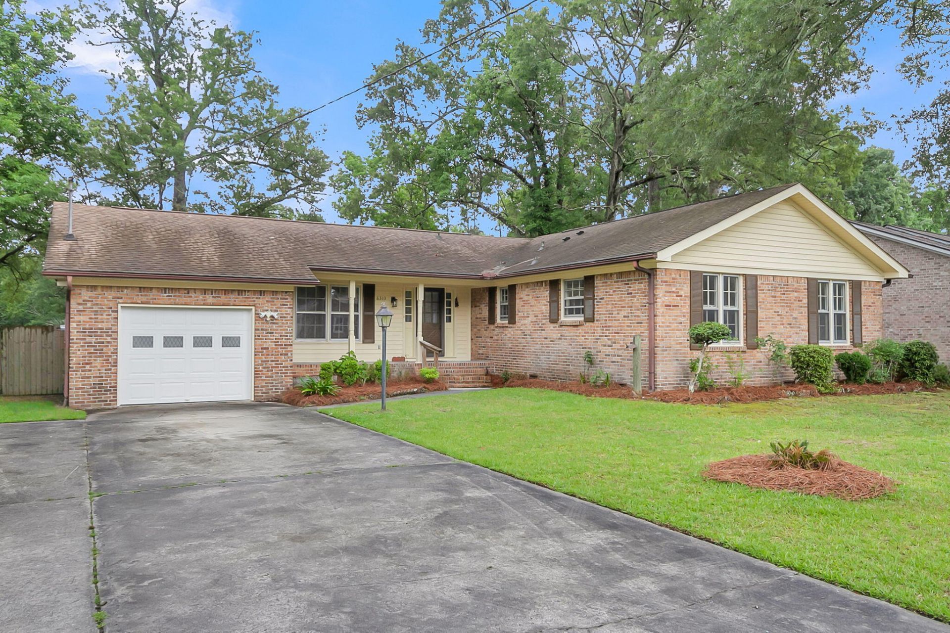 8310 Greenridge Road Photo 39