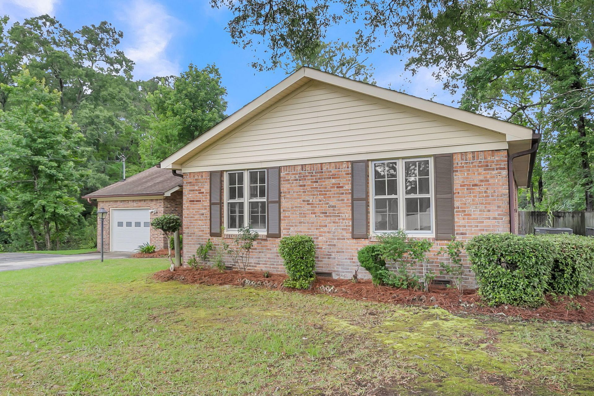 8310 Greenridge Road Photo 40
