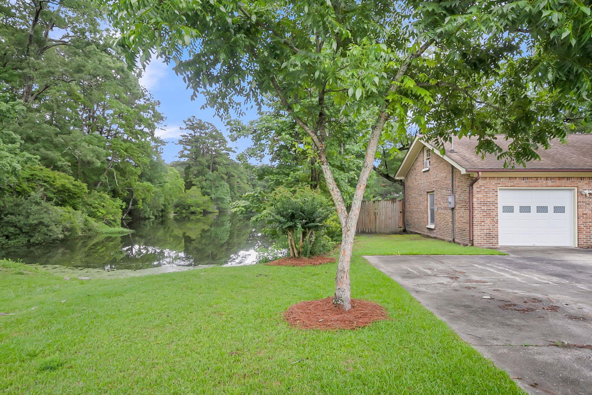 8310 Greenridge Road Photo 42