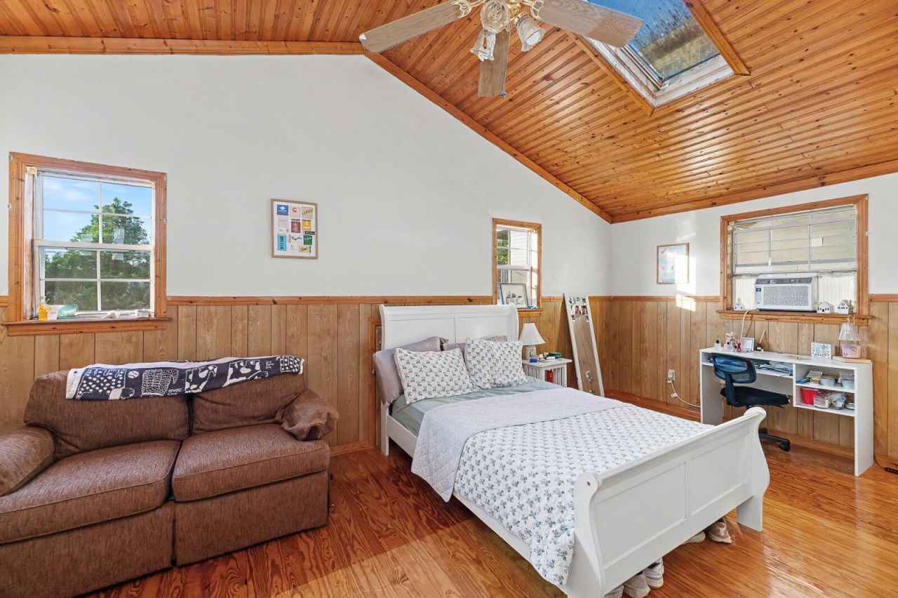 7 Poplar Street Photo 15