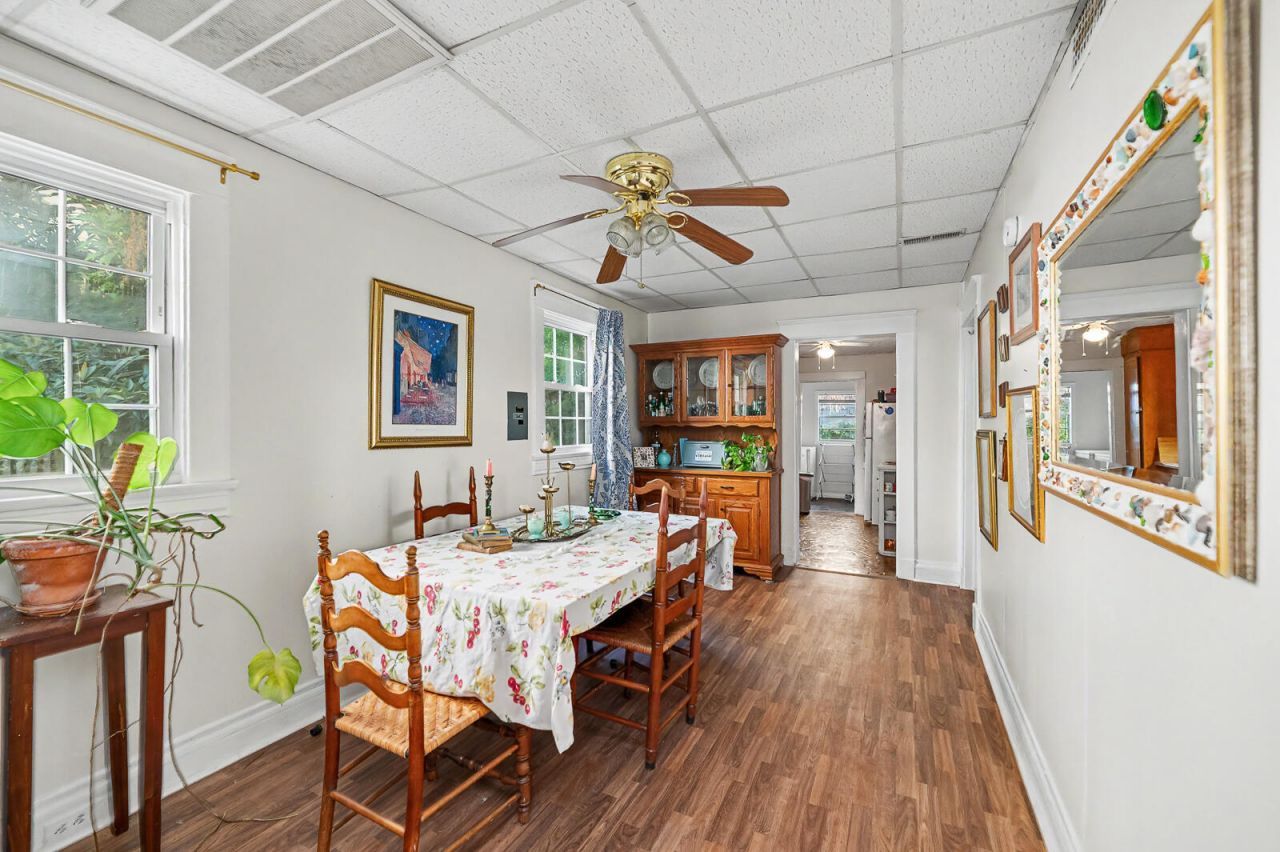 7 Poplar Street Photo 7