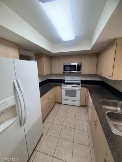 1318 SE 40th Ter, Cape Coral, FL 33904 Photo