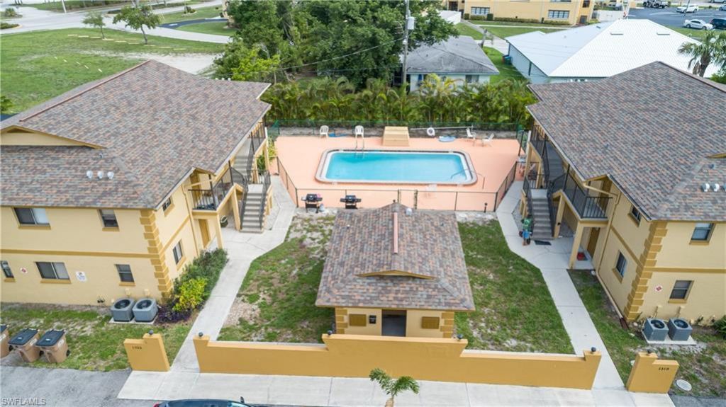 1318 SE 40th Ter, Cape Coral, FL 33904 Photo
