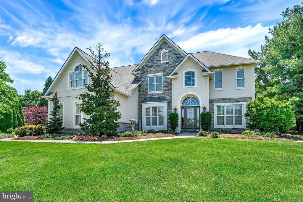 1100 WYNDSONG DRIVE, YORK, PA 17403
