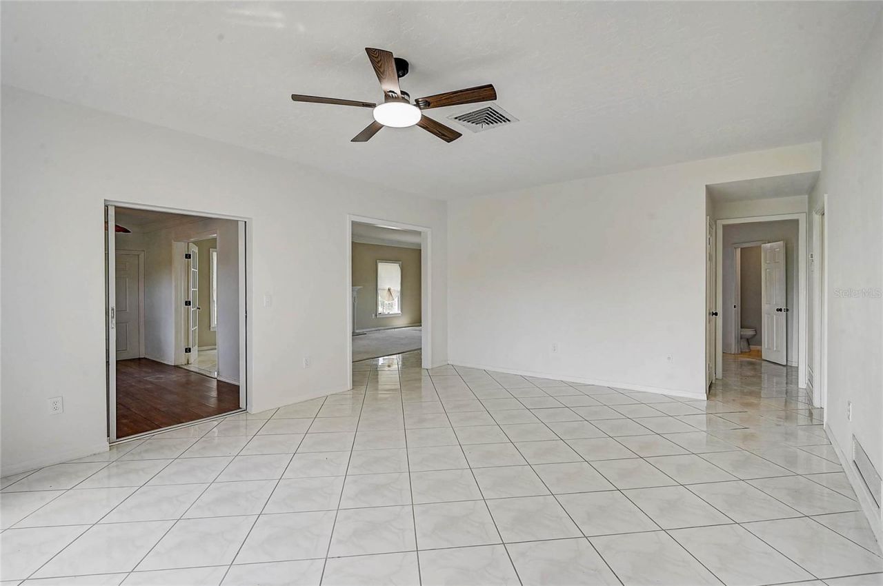 3215 Pine Valley Drive , Sarasota, FL 34239 Photo