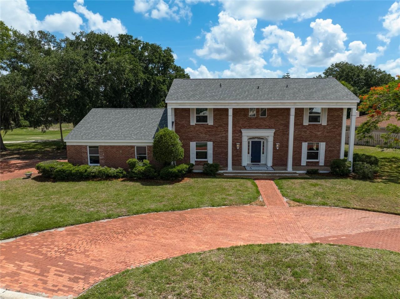 3215 Pine Valley Drive , Sarasota, FL 34239 Photo