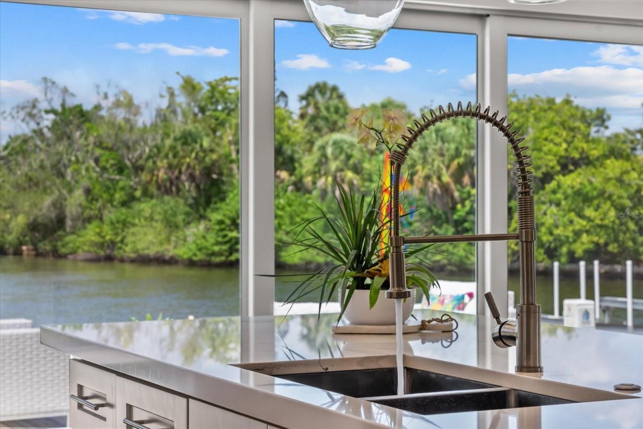 813 Idlewild Way, Sarasota, FL 34242 Photo
