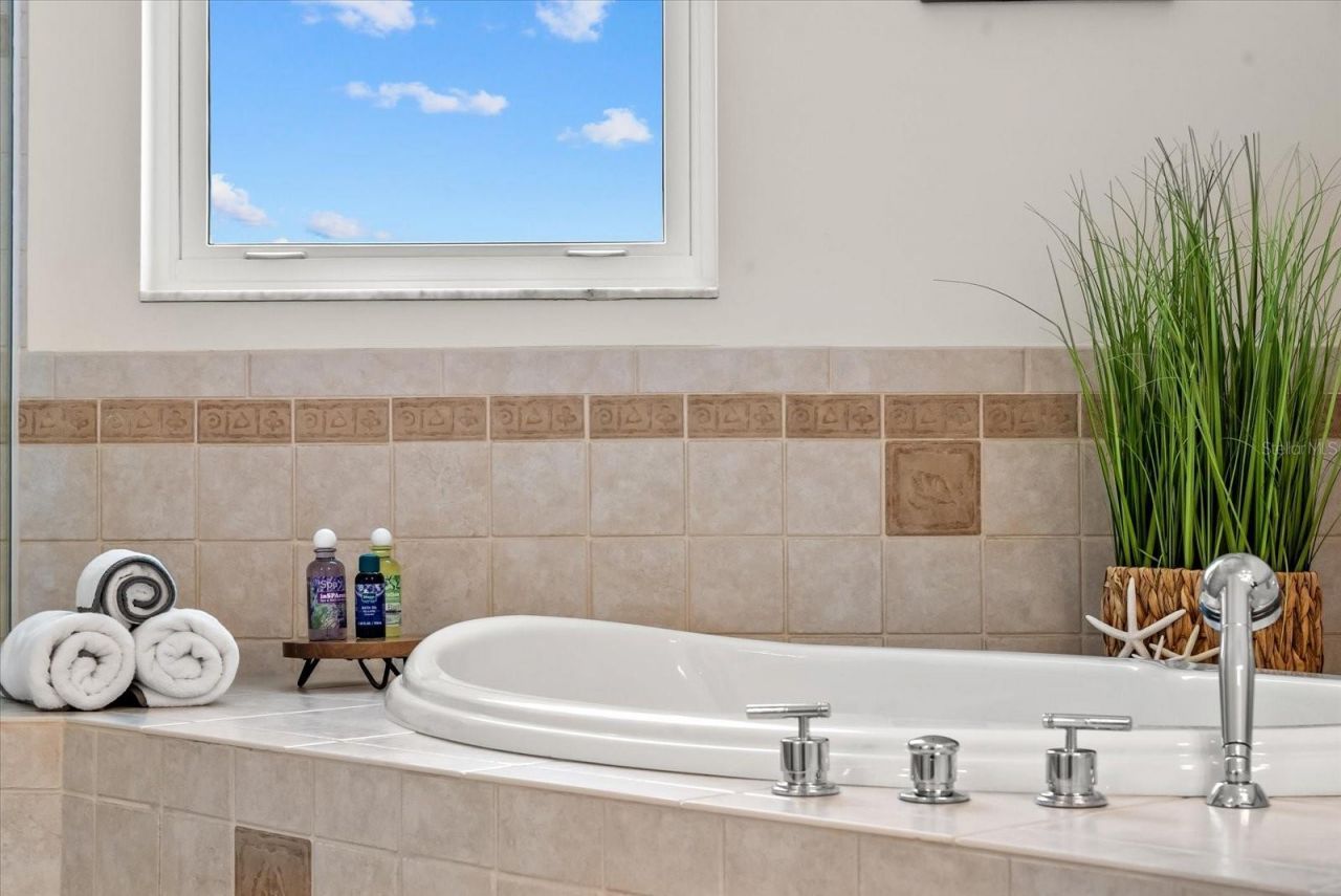 813 Idlewild Way, Sarasota, FL 34242 Photo