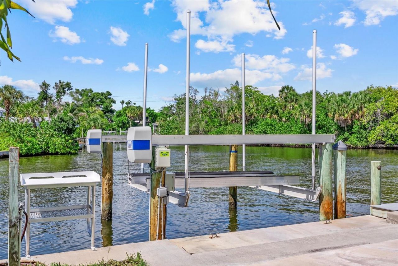 813 Idlewild Way, Sarasota, FL 34242 Photo
