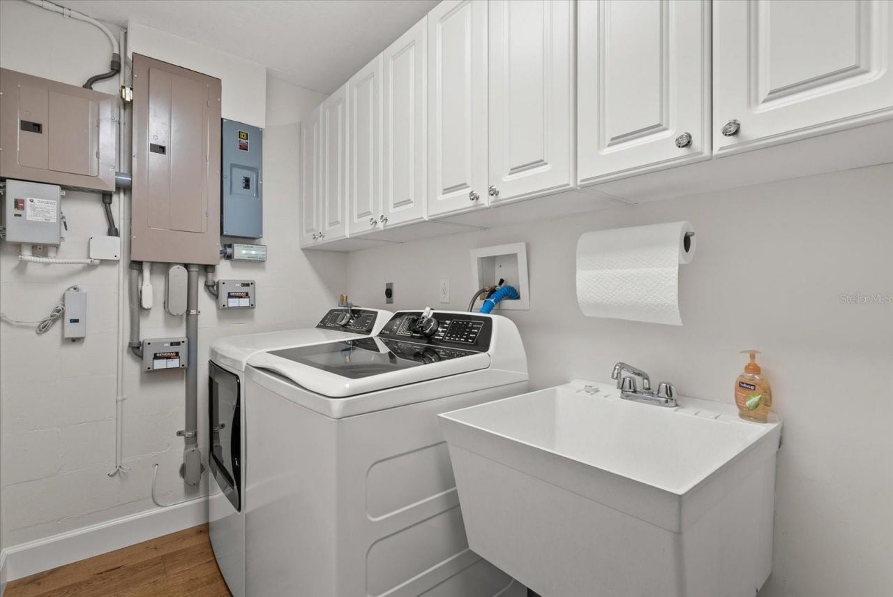 813 Idlewild Way, Sarasota, FL 34242 Photo