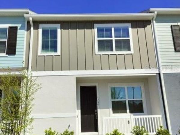 1350 KINGS CROWN STREET, MOUNT DORA, FL 32757