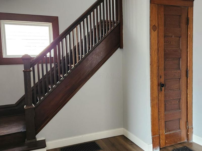 494 E Main Street, Newark, OH 43055 Photo 5