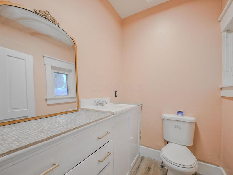 124 College , Urbana, OH 43078 Photo 9