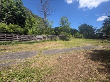 5386 County Route 11 , Bath, NY 14810