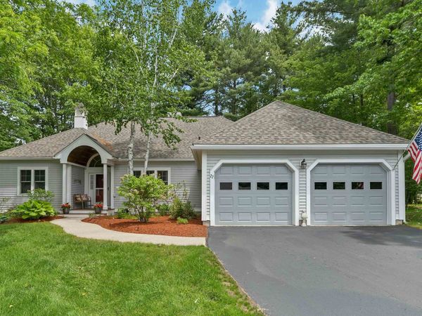 27 Sandpiper Lane, Merrimack, NH 03054