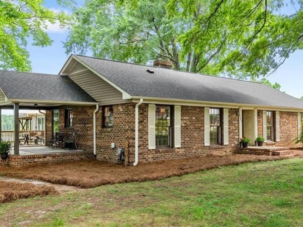 285 Trails End Road, Reidsville, NC 27320