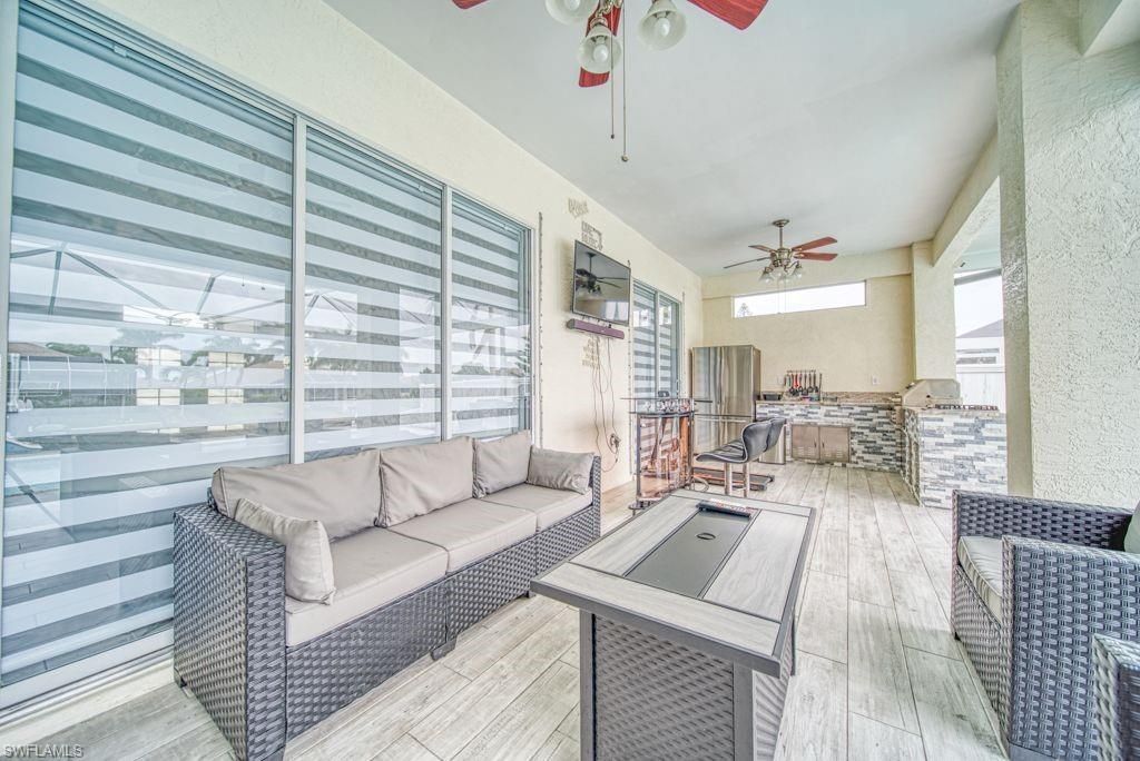946 SE 23rd Pl , Cape Coral, FL 33990 Photo