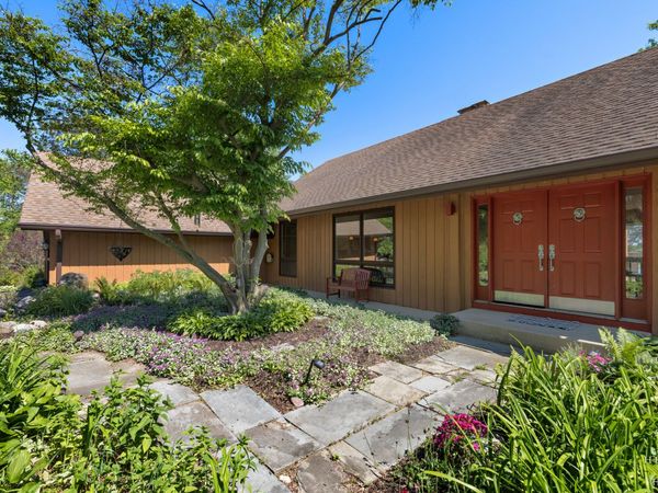 8929 ROBIN HILL ROAD Drive , Woodstock, IL 60098