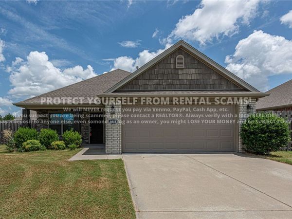 4564 W Wales Drive, Fayetteville, AR 72704