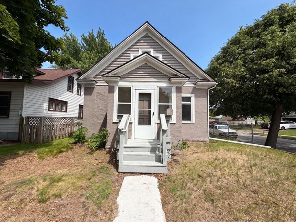 5200 Camden Avenue N, Minneapolis, MN 55430