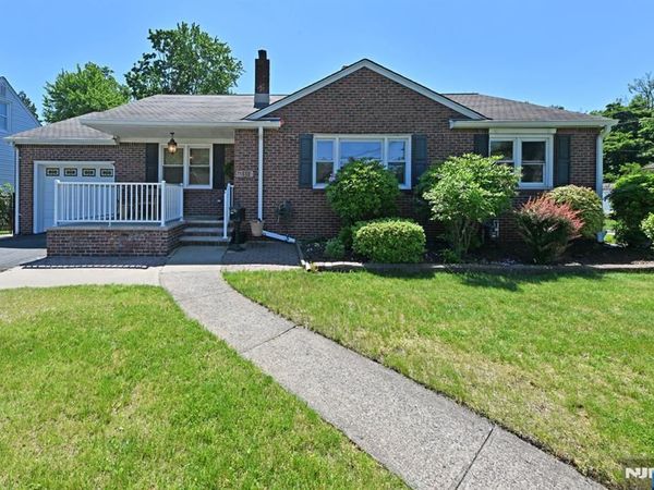 332 Golf Avenue, MAYWOOD, NJ 07607