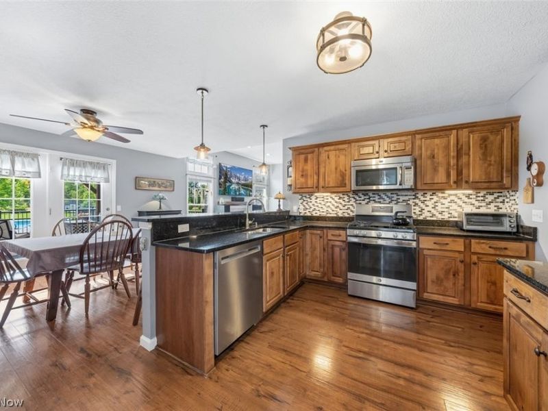 8522 Bank Street, Vermilion, OH 44089 Photo 10