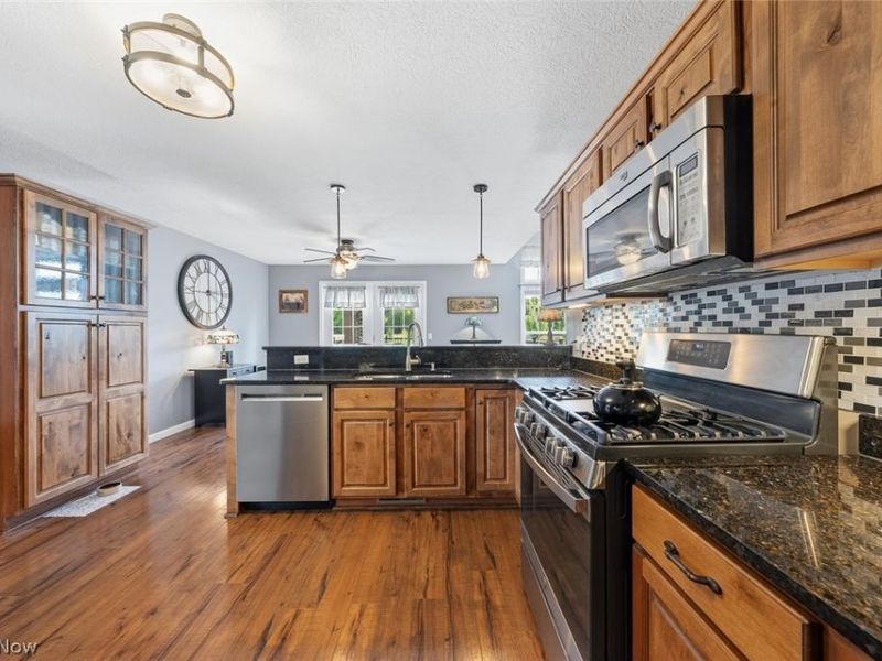 8522 Bank Street, Vermilion, OH 44089 Photo 11