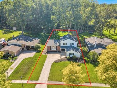 6424 Brighton Drive, North Olmsted, OH 44070