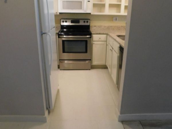 805 Paisley DR , Unit 11, Spicewood, TX 78669