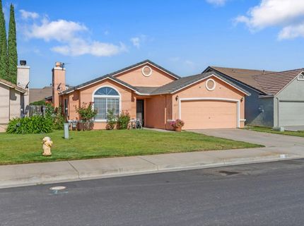 237 Yosemite Meadows Dr, Modesto, CA 95357 Photo