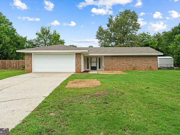 109 Montiego Court, Centerville, GA 31028
