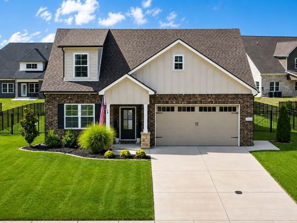 4103 Maples Farm Dr, Murfreesboro, TN 37127
