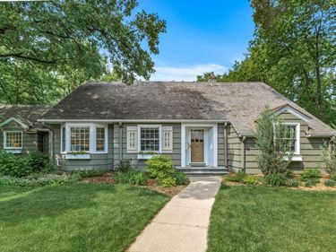 1420 Alpine Pass, Golden Valley, MN 55416