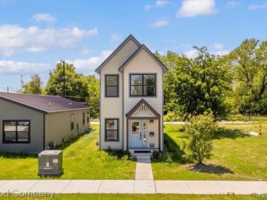 2827 16th Street , Detroit, MI 48216