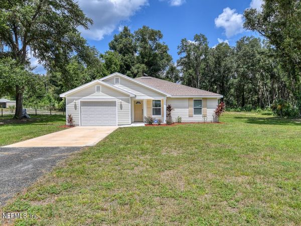 101 KILLIAN Drive, Hawthorne, FL 32640